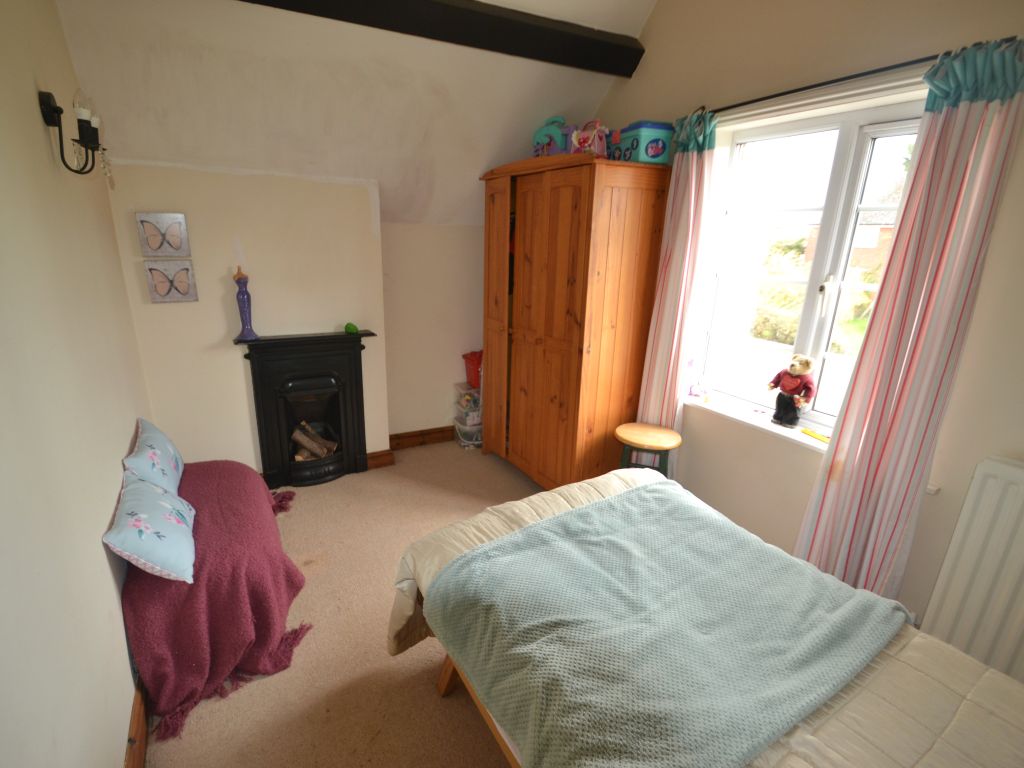 3 bed cottage for sale in Cherrington, Newport TF10, £665,000