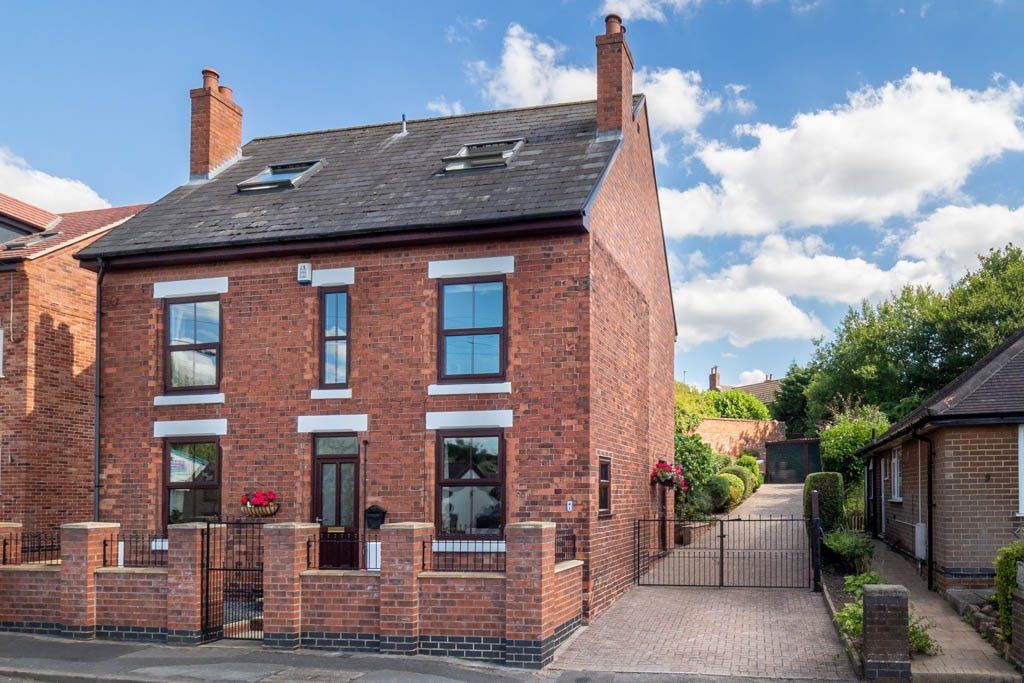 5 bed detached house for sale in Middlebrook Road, Bagthorpe, Nottingham NG16, £475,000