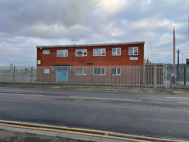 Office to let in Office Premises, East Side Road, Grimsby Docks, Grimsby, North East Lincolnshire DN31, £15,000 pa