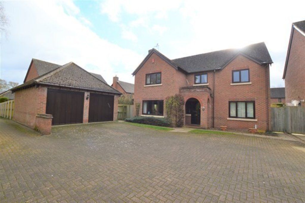 4 bed detached house for sale in Millfield Drive, Market Drayton TF9, £429,950