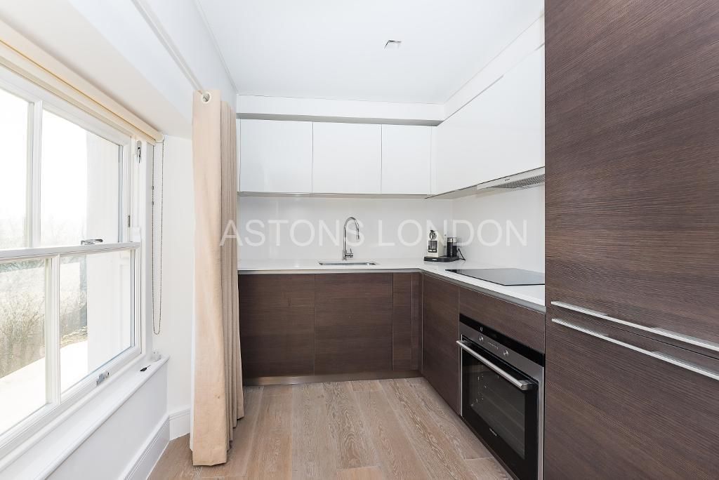 3 bed flat for sale in Princes Mansions, Princes Square, Notting Hill, London W2, £2,100,000