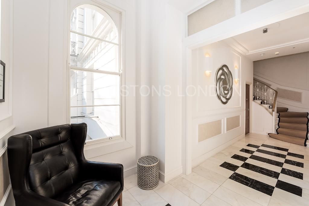 3 bed flat for sale in Princes Mansions, Princes Square, Notting Hill, London W2, £2,100,000