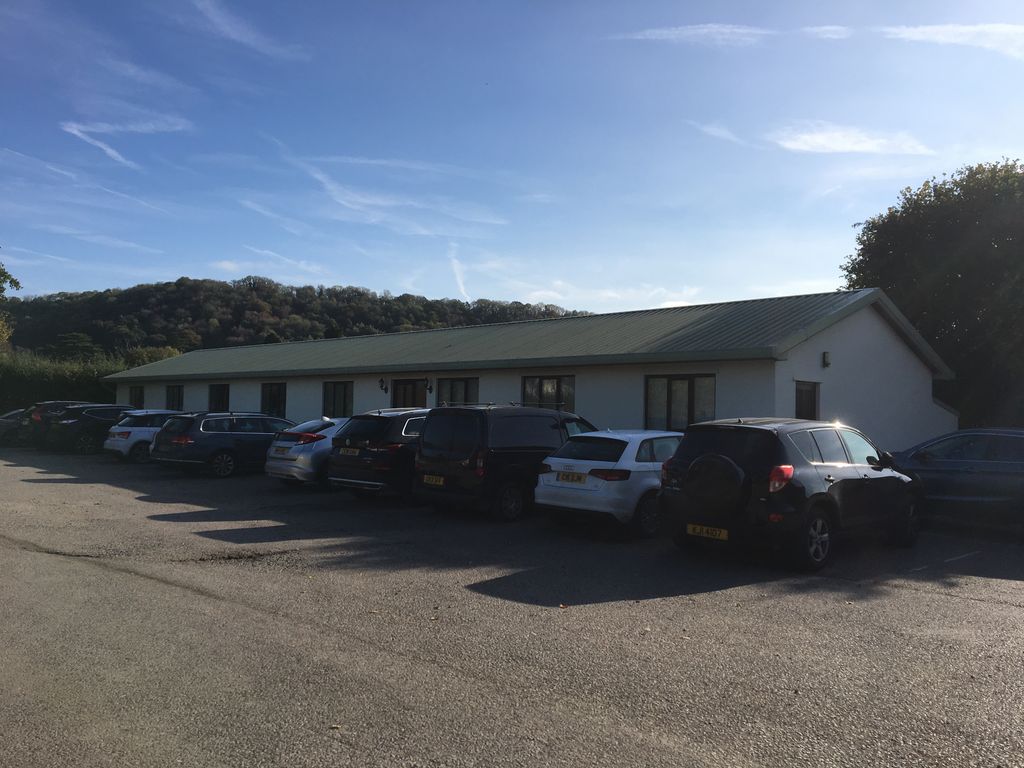 Office to let in Llancayo Farm Estate, Usk NP15, £5,400 pa
