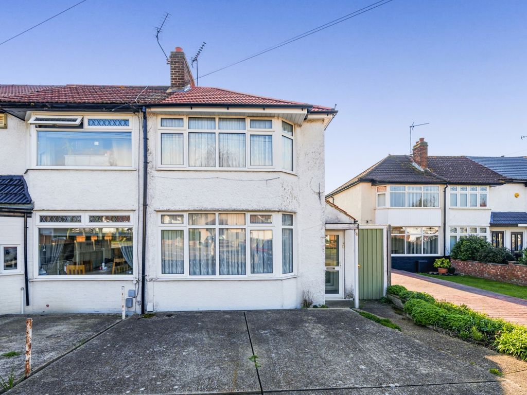 2 bed end terrace house for sale in Porthkerry Avenue, Welling DA16, £395,000