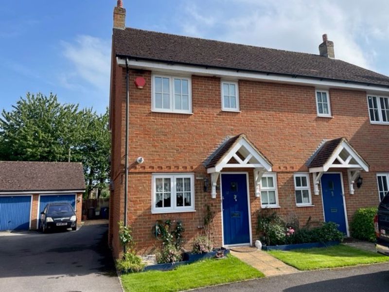 2 bed semi-detached house for sale in Braeside, Naphill, High Wycombe HP14, £410,000