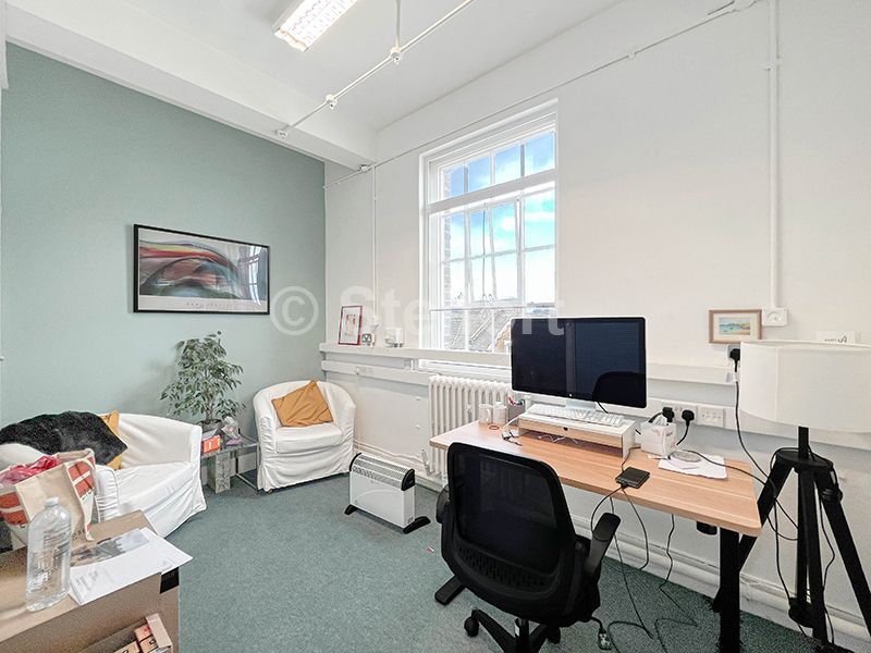 Office to let in Bickerton Road, London N19, £33,000 pa