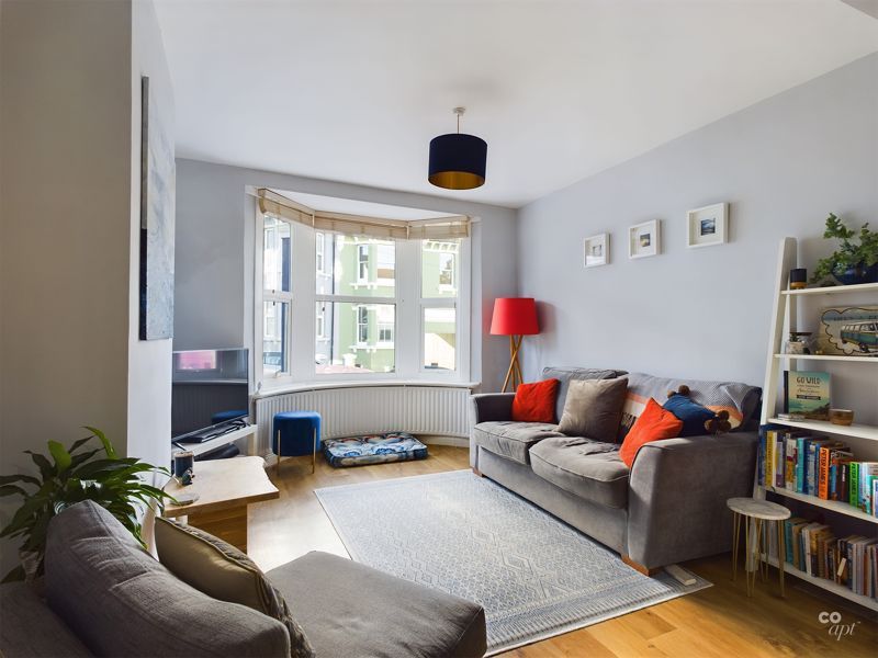 3 bed terraced house for sale in Bentham Road, Brighton BN2, £525,000