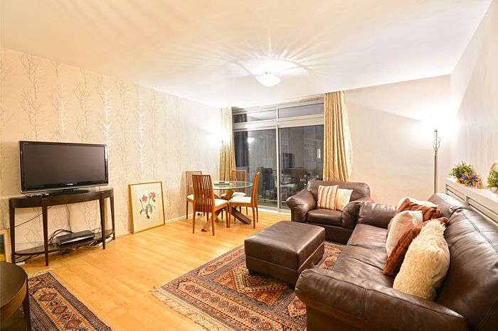 2 bed flat to rent in Fitzharding House Portman Square, London W1H, £5,200 pcm