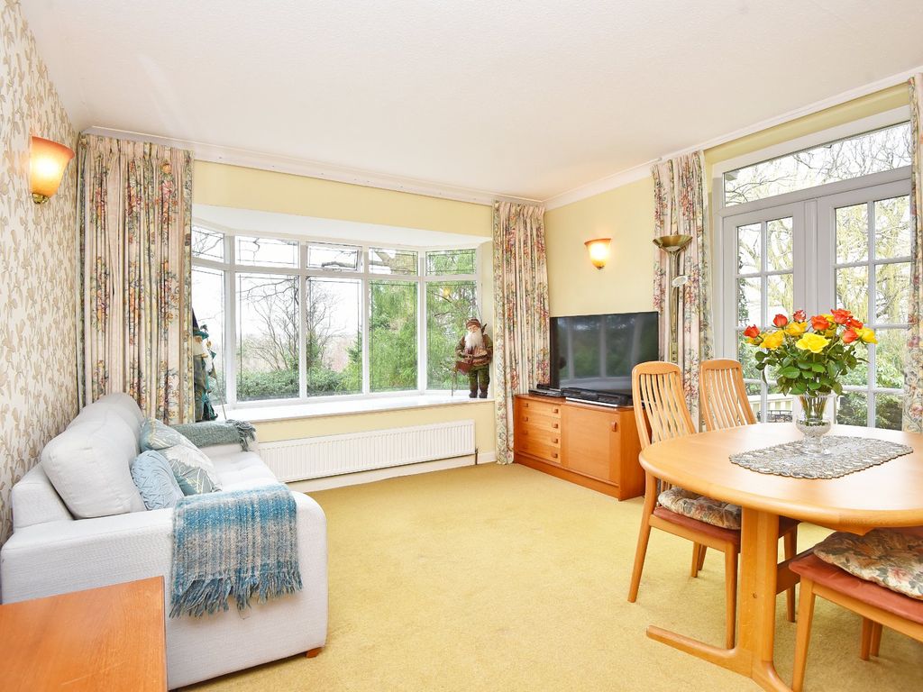 4 bed detached house for sale in Oakdale, Harrogate HG1, £780,000