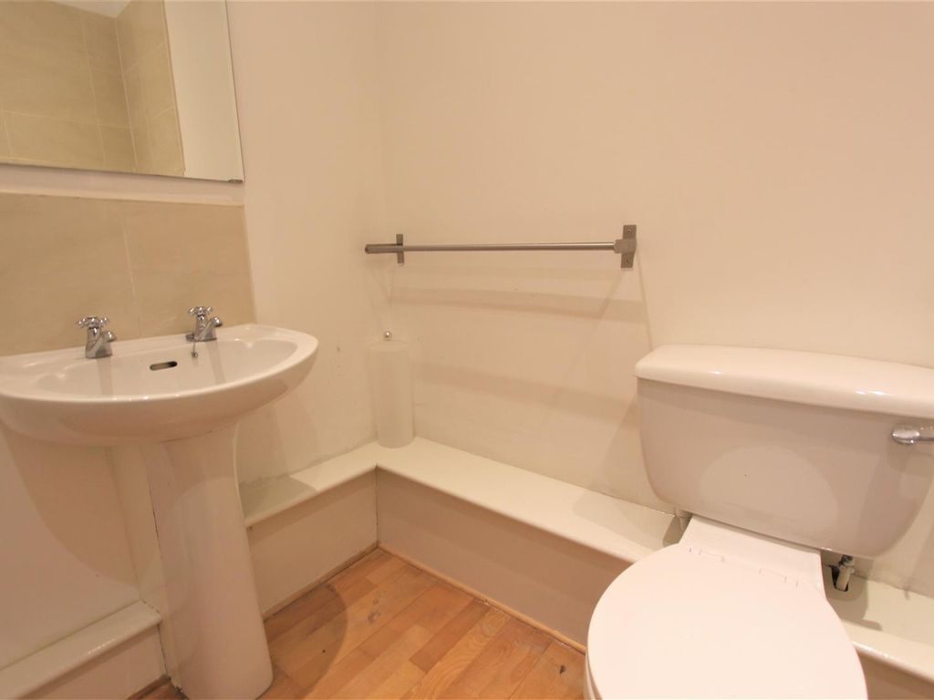 1 bed flat for sale in Marlborough Road, Upper Holloway N19, £350,000