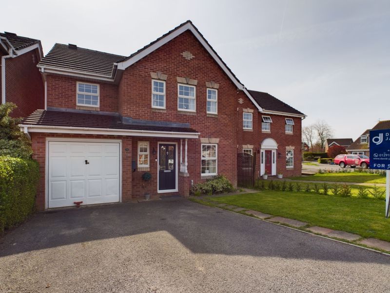4 bed detached house for sale in Cowleaze, Magor, Monmouthshire NP26, £390,000