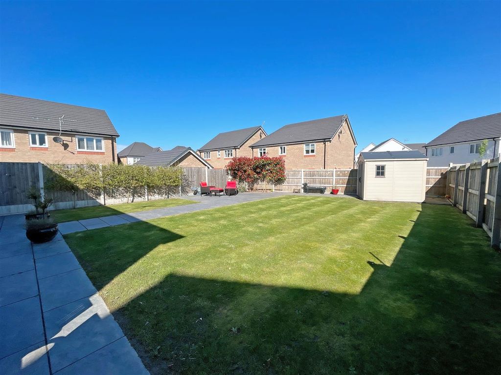 4 bed detached house for sale in Rhyd Y Mor, Abergele, Conwy LL22, £385,000