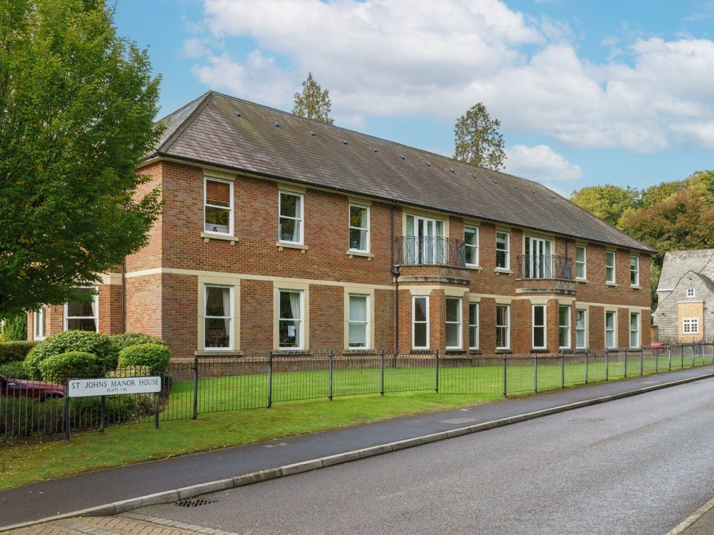 2 bed flat for sale in St. Johns Manor House, De Havilland Drive, Hazlemere, High Wycombe HP15, £395,000