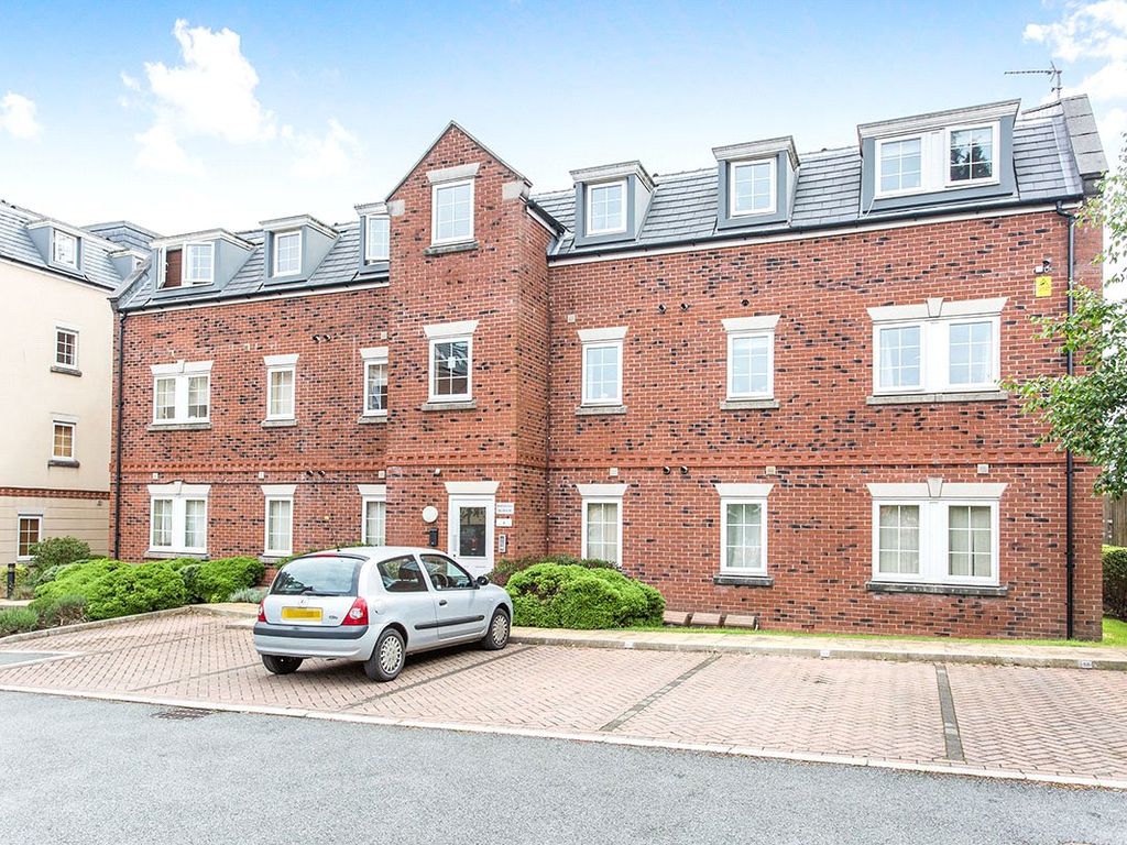 2 bed flat for sale in Beckford Court, Tyldesley, Manchester, Greater Manchester M29, £100,000