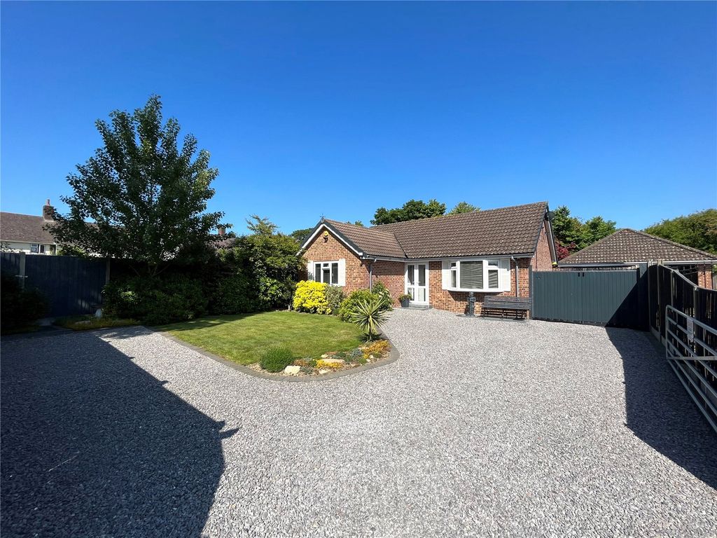 2 bed bungalow for sale in Eastfield Lane, Ringwood, Hampshire BH24, £500,000