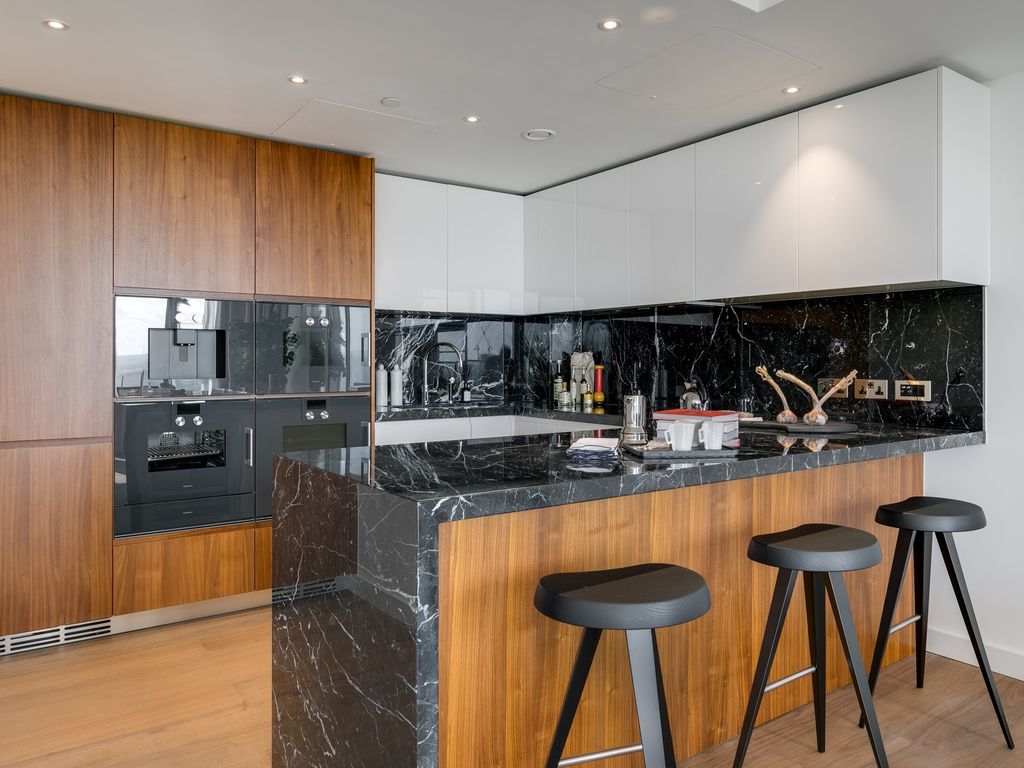 4 bed flat for sale in Lots Road, London SW10, £5,570,000