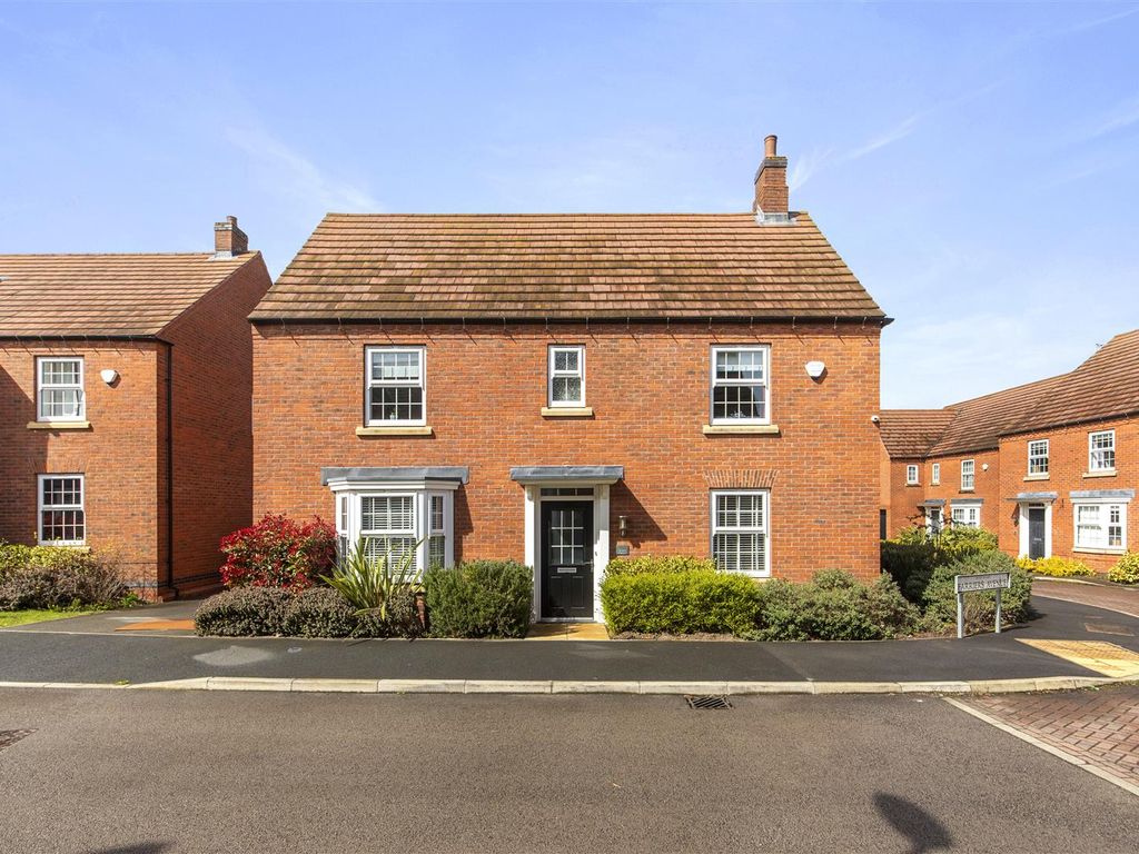 4 bed detached house for sale in Farriers Avenue, Glenfield, Leicester LE3, £475,000