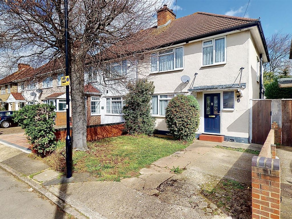 3 bed semi-detached house for sale in Beaufort Gardens, Heston, Hounslow TW5, £545,000