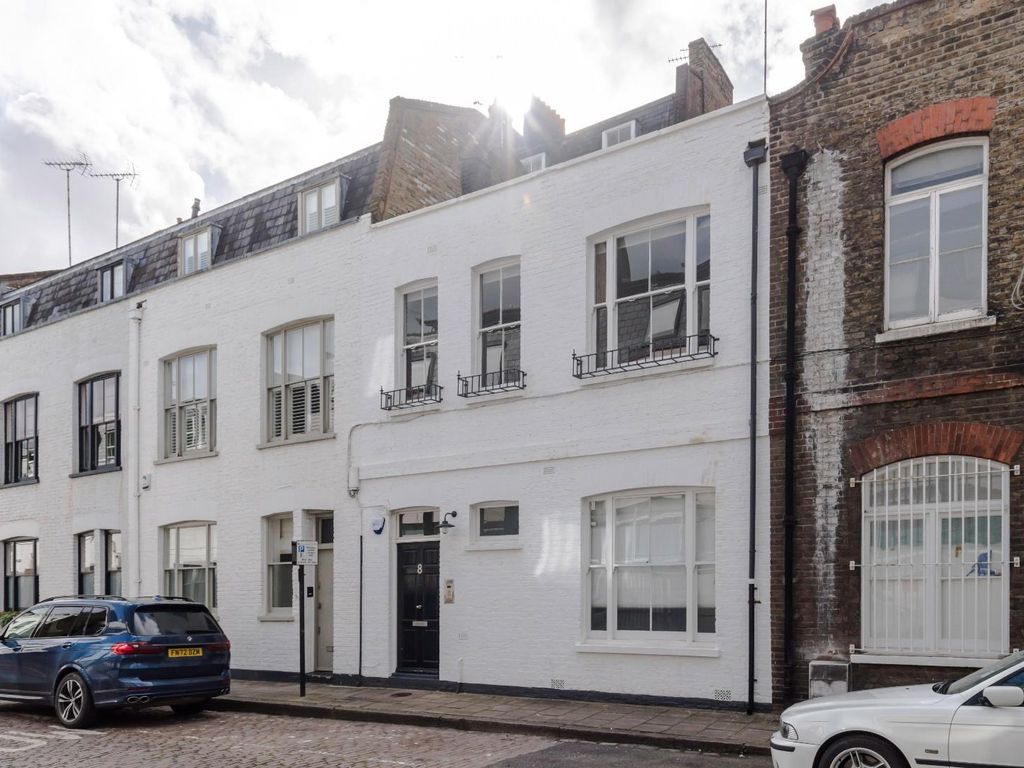 3 bed mews house for sale in Oldbury Place, Marylebone W1U, £3,695,000