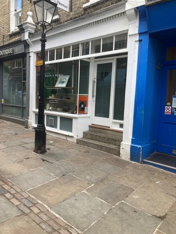 Office to let in Flask Walk, London NW3, £40,000 pa