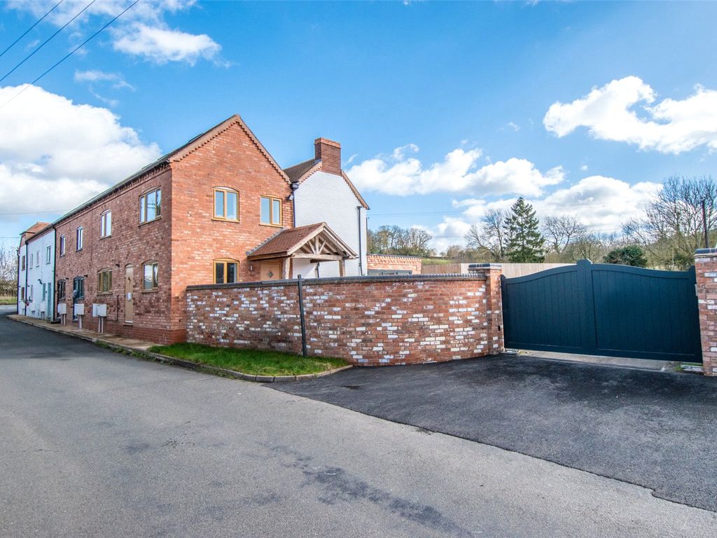 4 bed detached house for sale in Country Girl Court, Sharpway Gate, Stoke Prior, Bromsgrove B60, £625,000