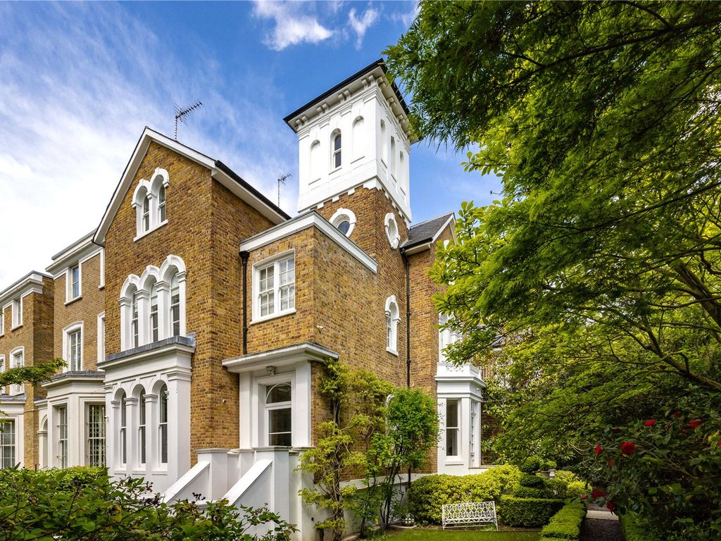 5 bed detached house to rent in Gilston Road, Chelsea SW10, £78,000 pcm