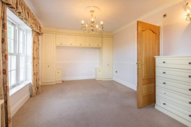4 bed property to rent in Bryn Eglur, Llanybydder SA40, £2,200 pcm