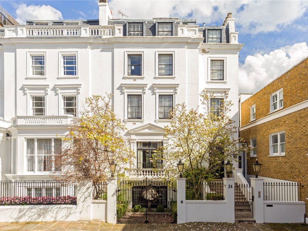7 bed end terrace house to rent in Hyde Park Gate, Kensington, London SW7, £54,167 pcm