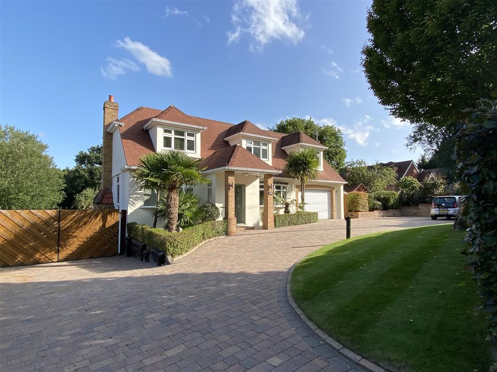 4 bed detached house for sale in Kiln Wood Lane, Havering-Atte-Bower, Romford RM4, £1,200,000