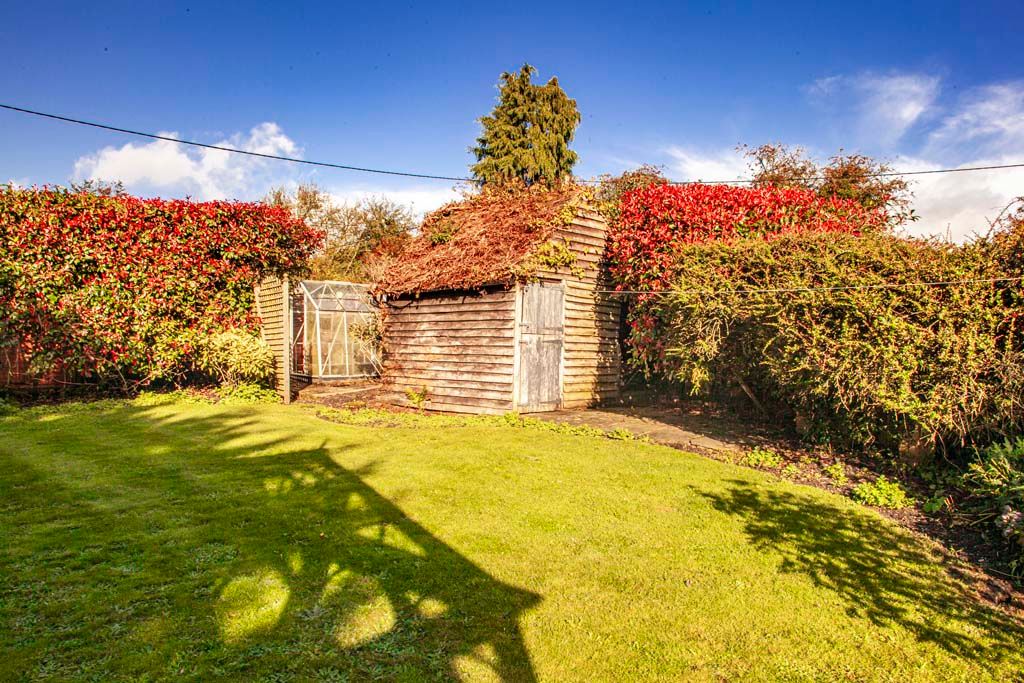 4 bed detached house for sale in Harptree Cottage, Aldworth RG8, £650,000