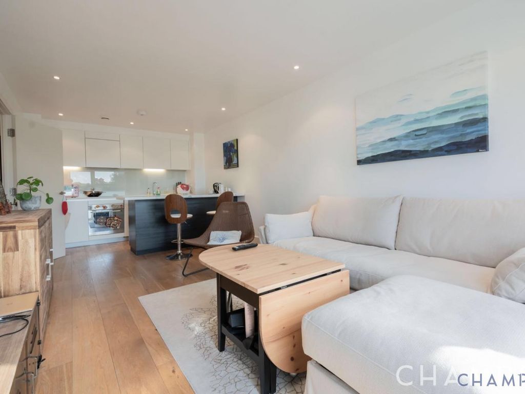 1 bed flat for sale in Tiltman Place, London N7, £525,000