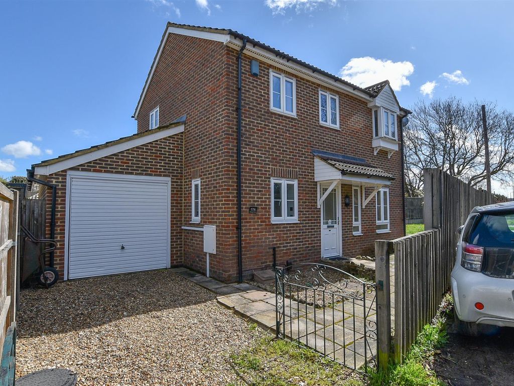3 bed detached house for sale in Willington Street, Maidstone ME15, £375,000