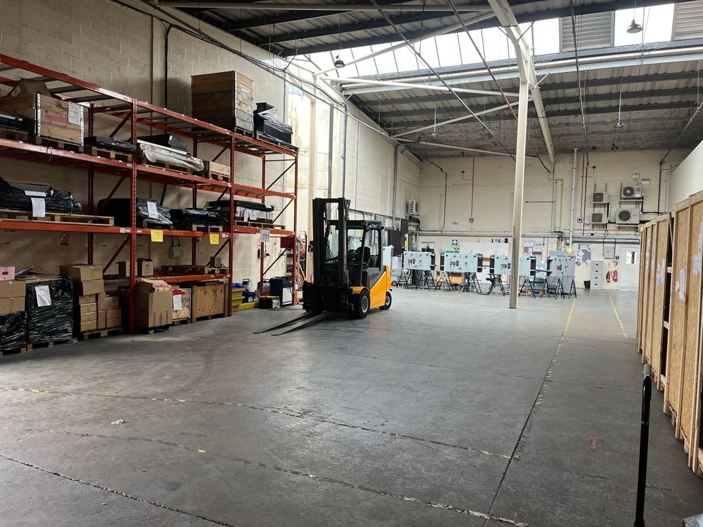 Warehouse to let in Unit 25 Erica Road, Stacey Bushes, Milton Keynes MK12, £130,270 pa