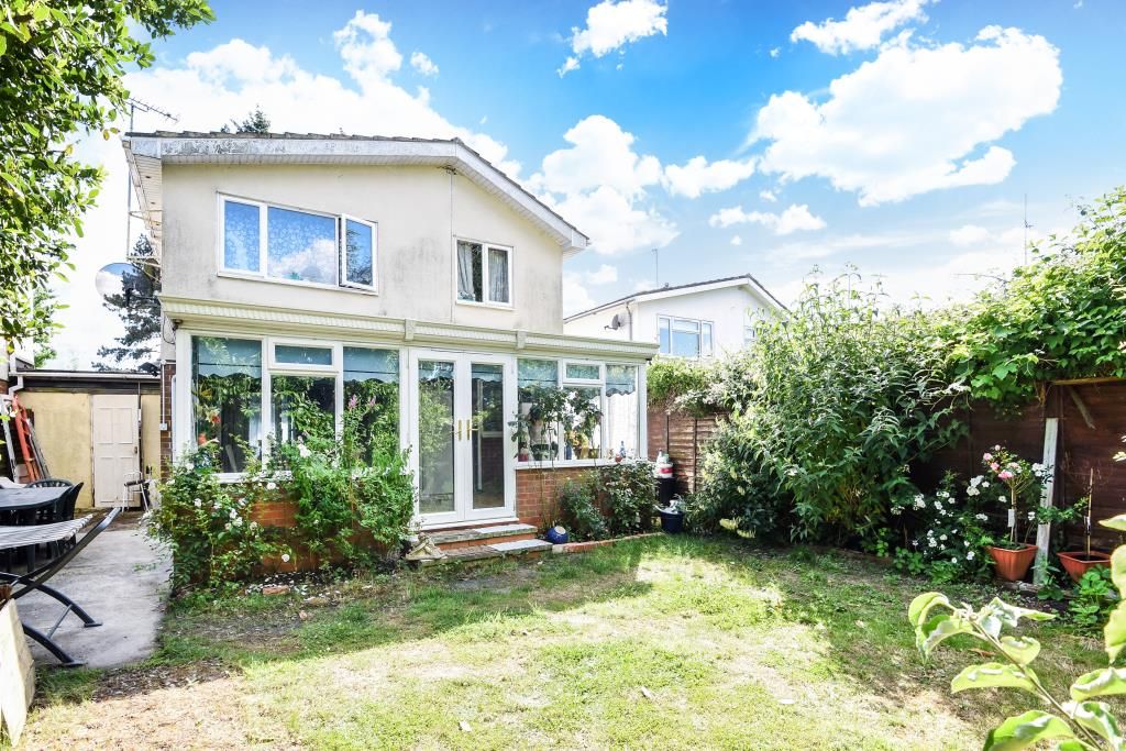 4 bed detached house for sale in Caversham Heights, Berkshire RG4, £725,000
