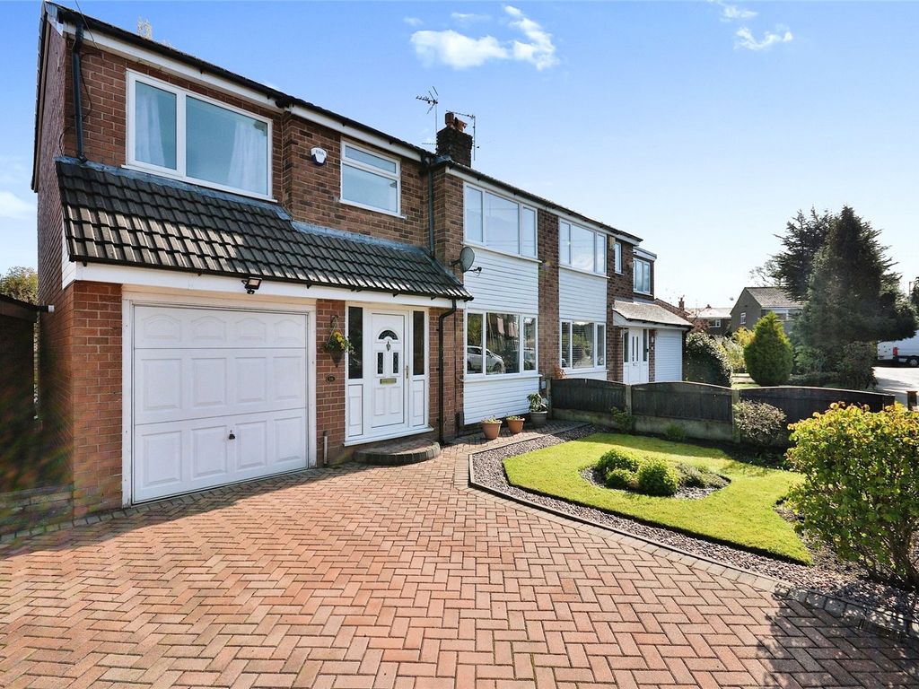 4 bed semi-detached house for sale in Pingate Lane, Cheadle Hulme, Cheadle SK8, £549,995
