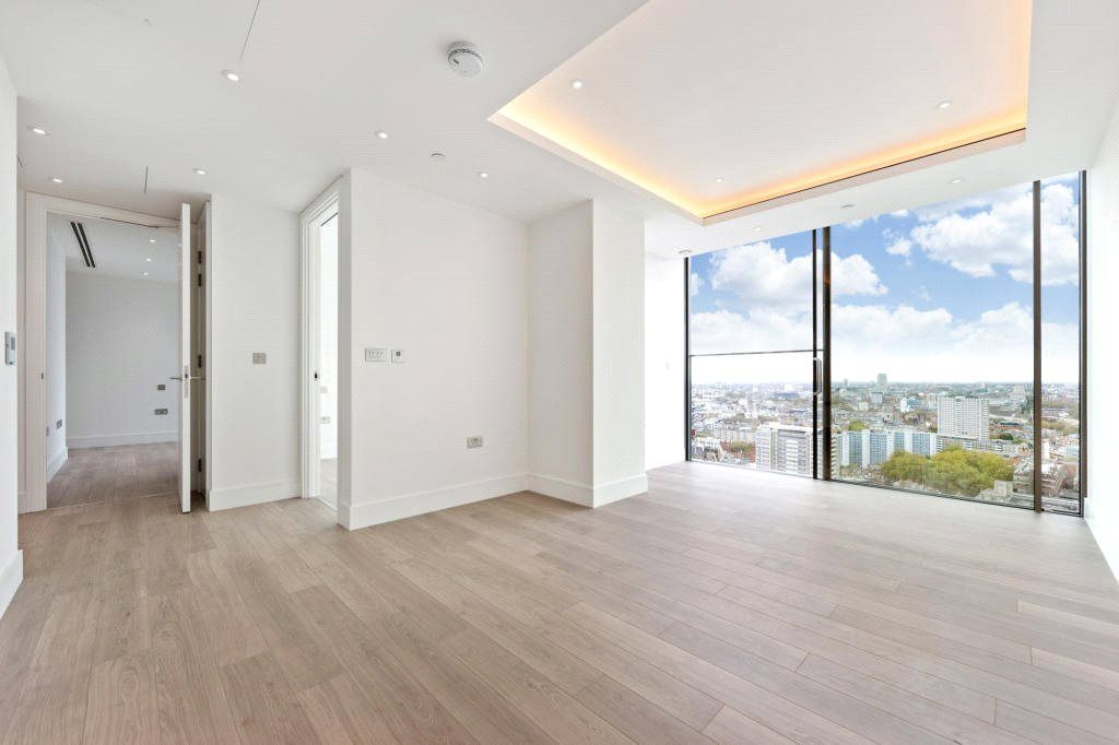 2 bed flat for sale in Carrera Tower, 1 Bollinder Place, Old Street EC1V, £1,025,000