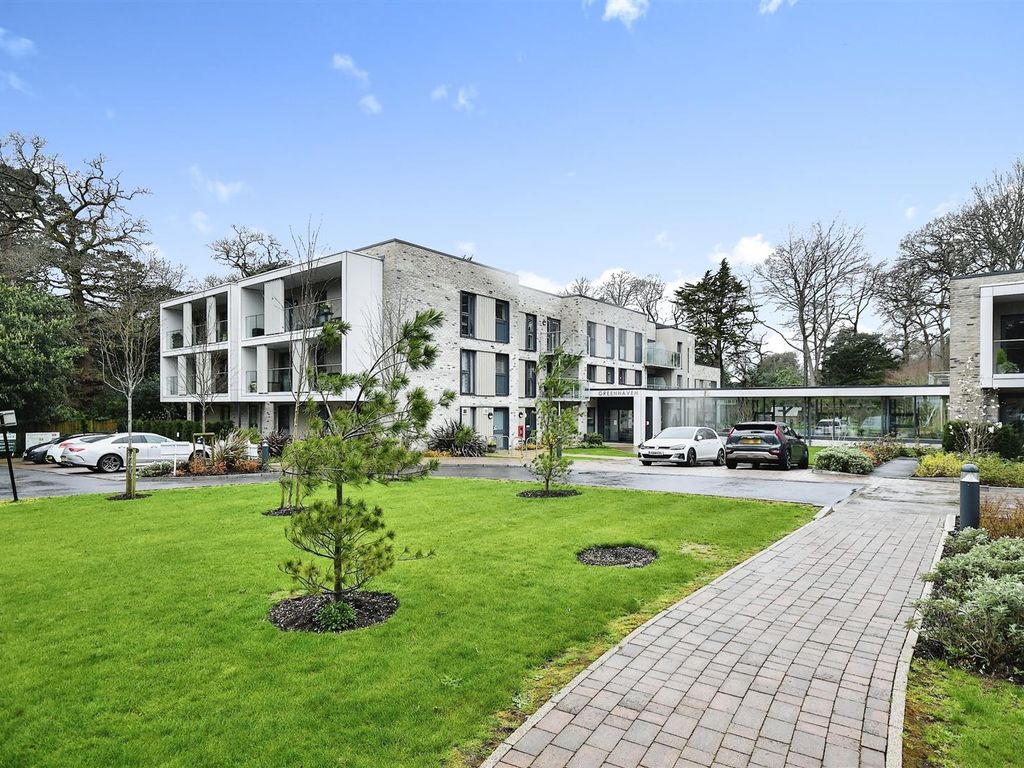 2 bed flat for sale in Greenhaven, Lindsay Road, Poole, Dorset BH13, £400,000
