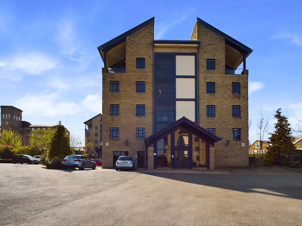 2 bed flat for sale in Equilibrium, Lindley, Huddersfield HD3, £120,000