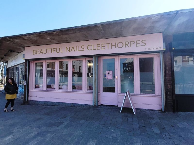Retail premises to let in High Street, Cleethorpes, Lincolnshire DN35, £5,500 pa