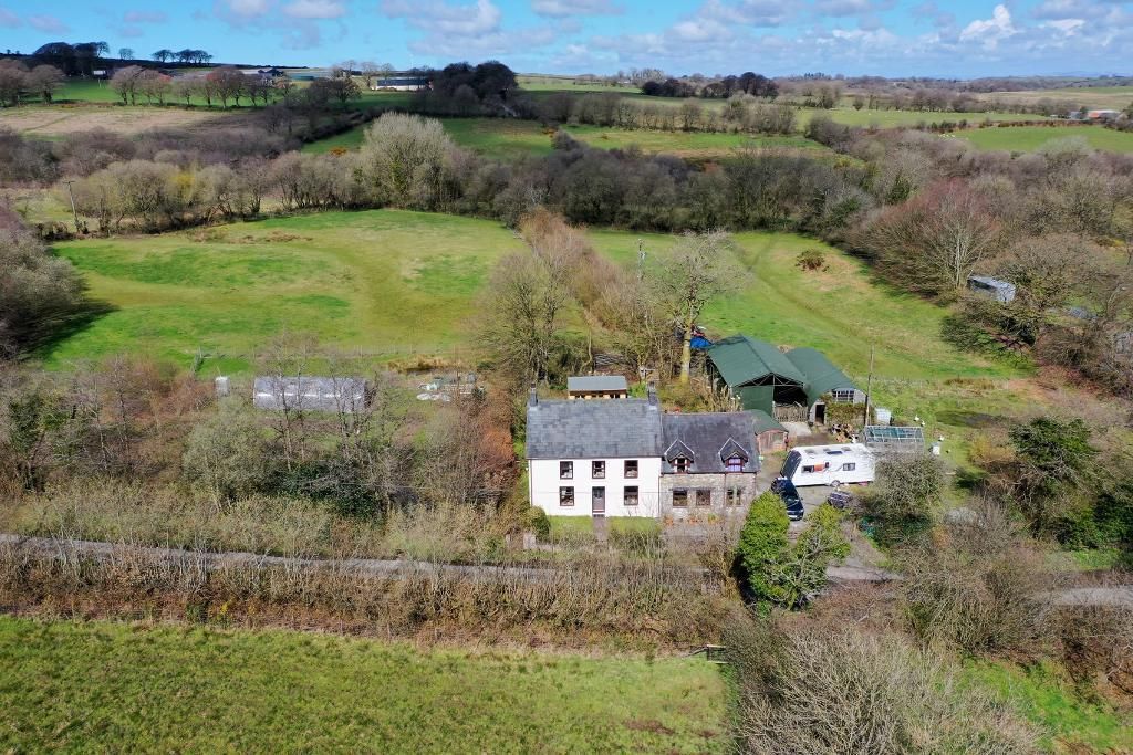 Land for sale in Cwrtnewydd, Llanybydder, Ceredigion SA40, £575,000