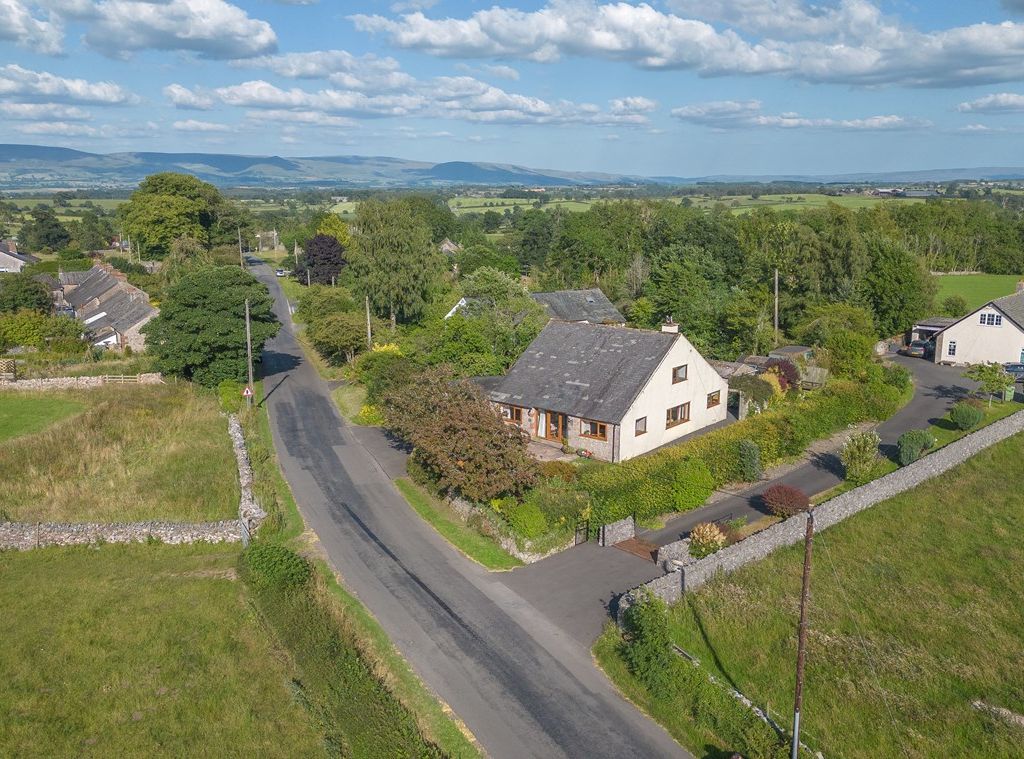 4 bed barn conversion for sale in Newby, Penrith CA10, £425,000