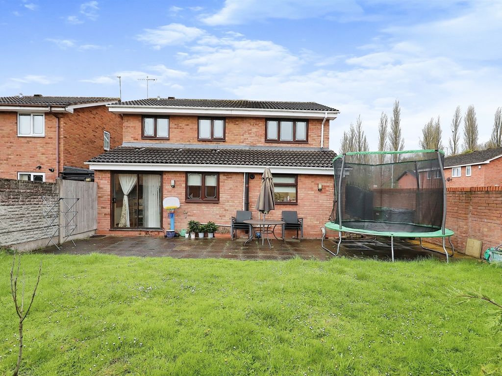4 bed detached house for sale in Gatis Street, Wolverhampton WV6, £380,000