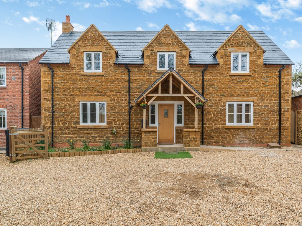 4 bed detached house for sale in Deepdale, Great Easton, Market Harborough LE16, £775,000