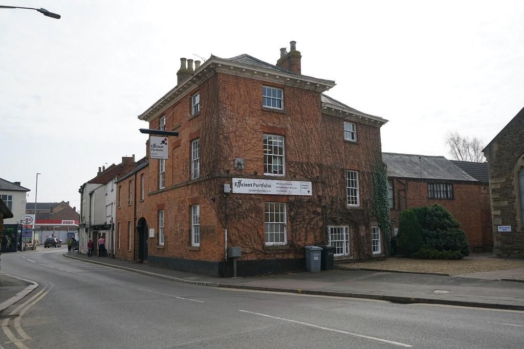 Office to let in Portfolian House, 30 Melton Road, Oakham, Rutland LE15, £9,000 pa
