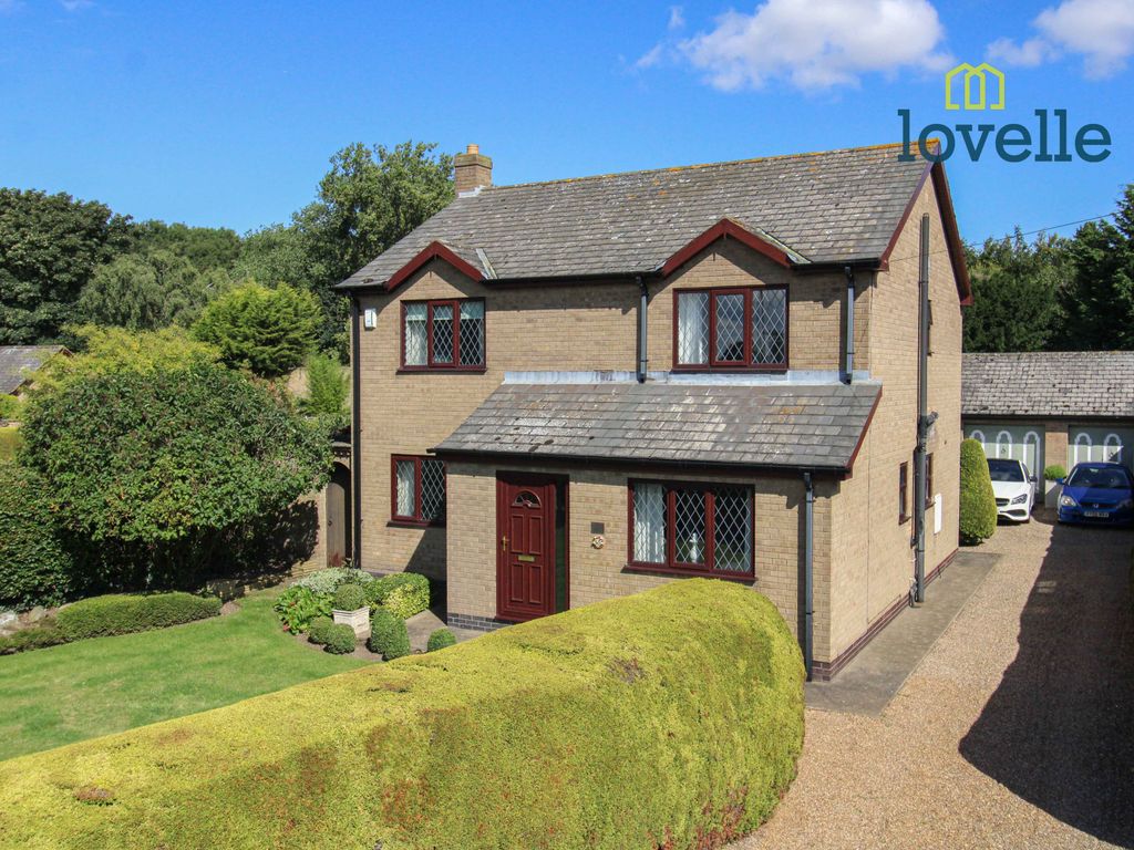 4 bed detached house for sale in High Street, Great Limber DN37, £380,000