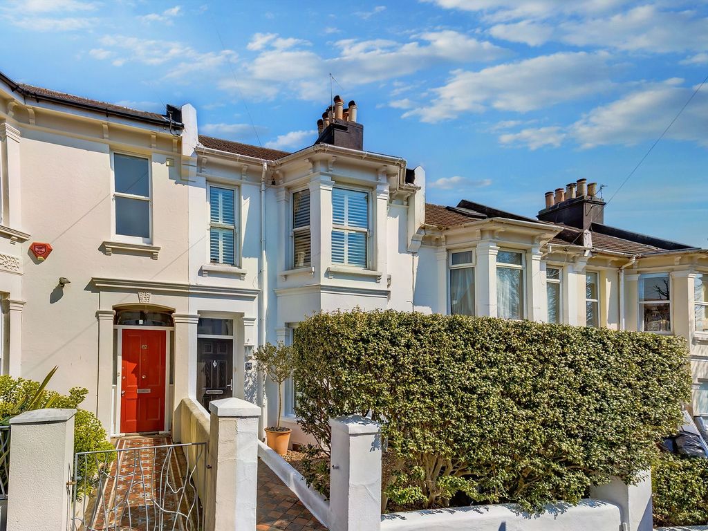 3 bed terraced house for sale in Chester Terrace, Brighton BN1, £725,000