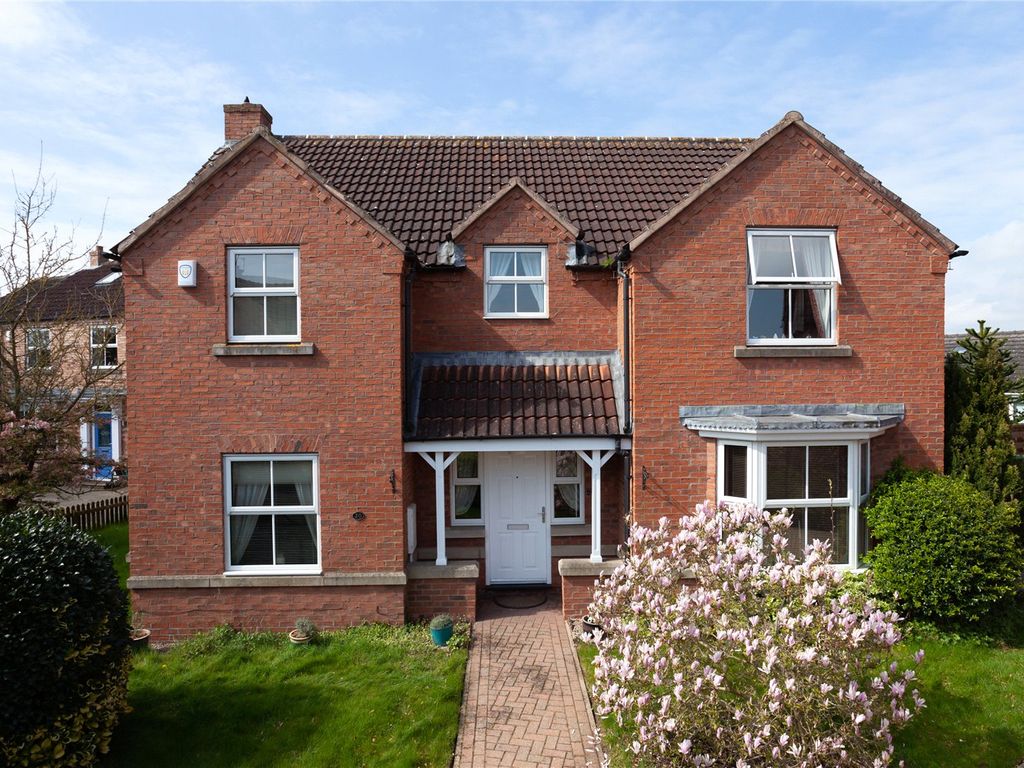 4 bed detached house for sale in Chaucer Lane, Strensall, York, North Yorkshire YO32, £575,000