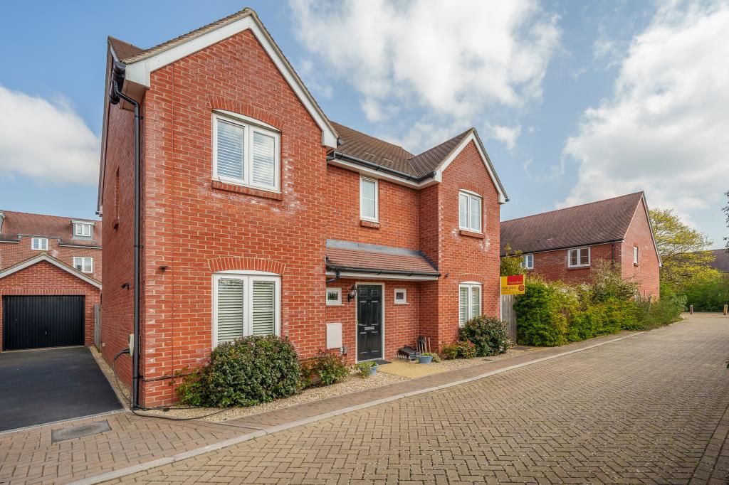 4 bed detached house for sale in Botley, Oxford OX2, £600,000