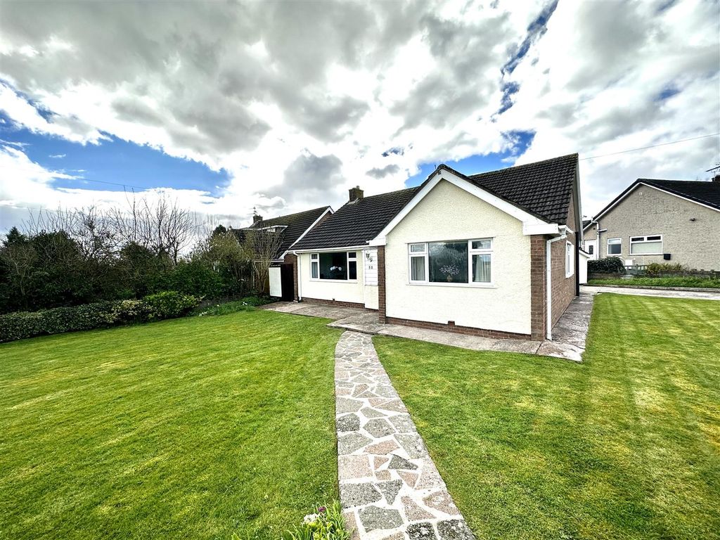 3 bed detached bungalow for sale in Beech Grove, Chepstow NP16, £465,000