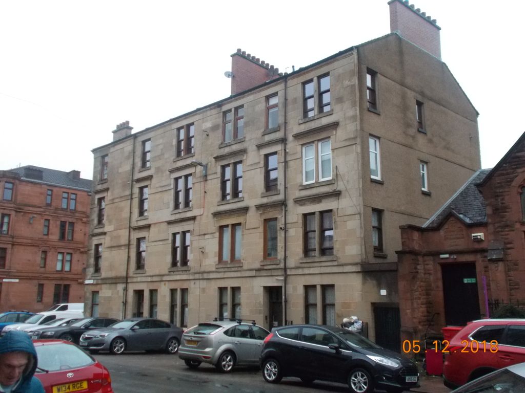 1 bed flat to rent in Coplaw Street, Glasgow G42, £595 pcm